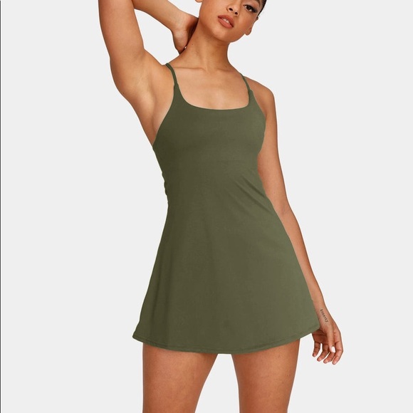 Nwt Halara Everyday Cloudful Moss 2in 